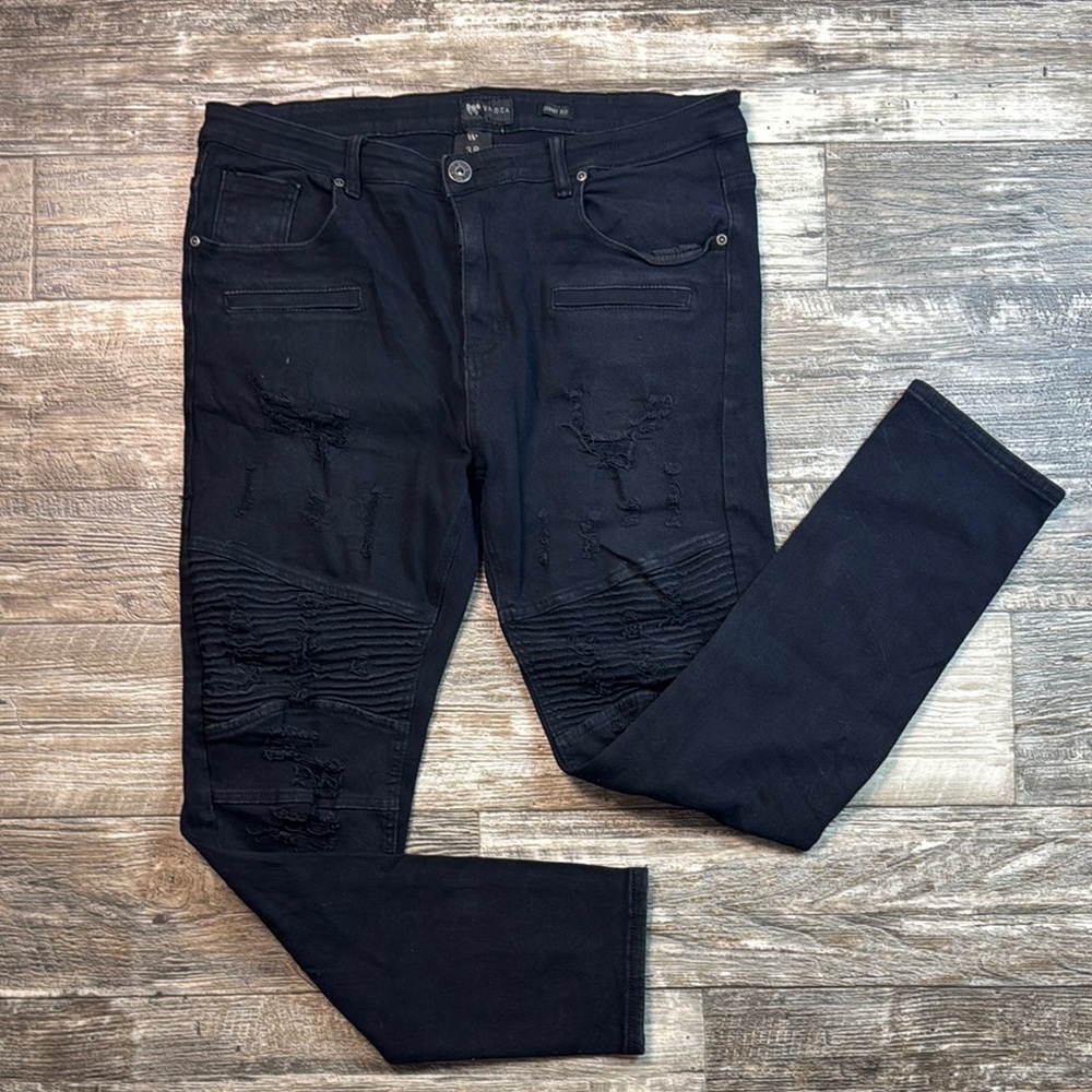 Waimea Men's Black Distressed Jeans, 38